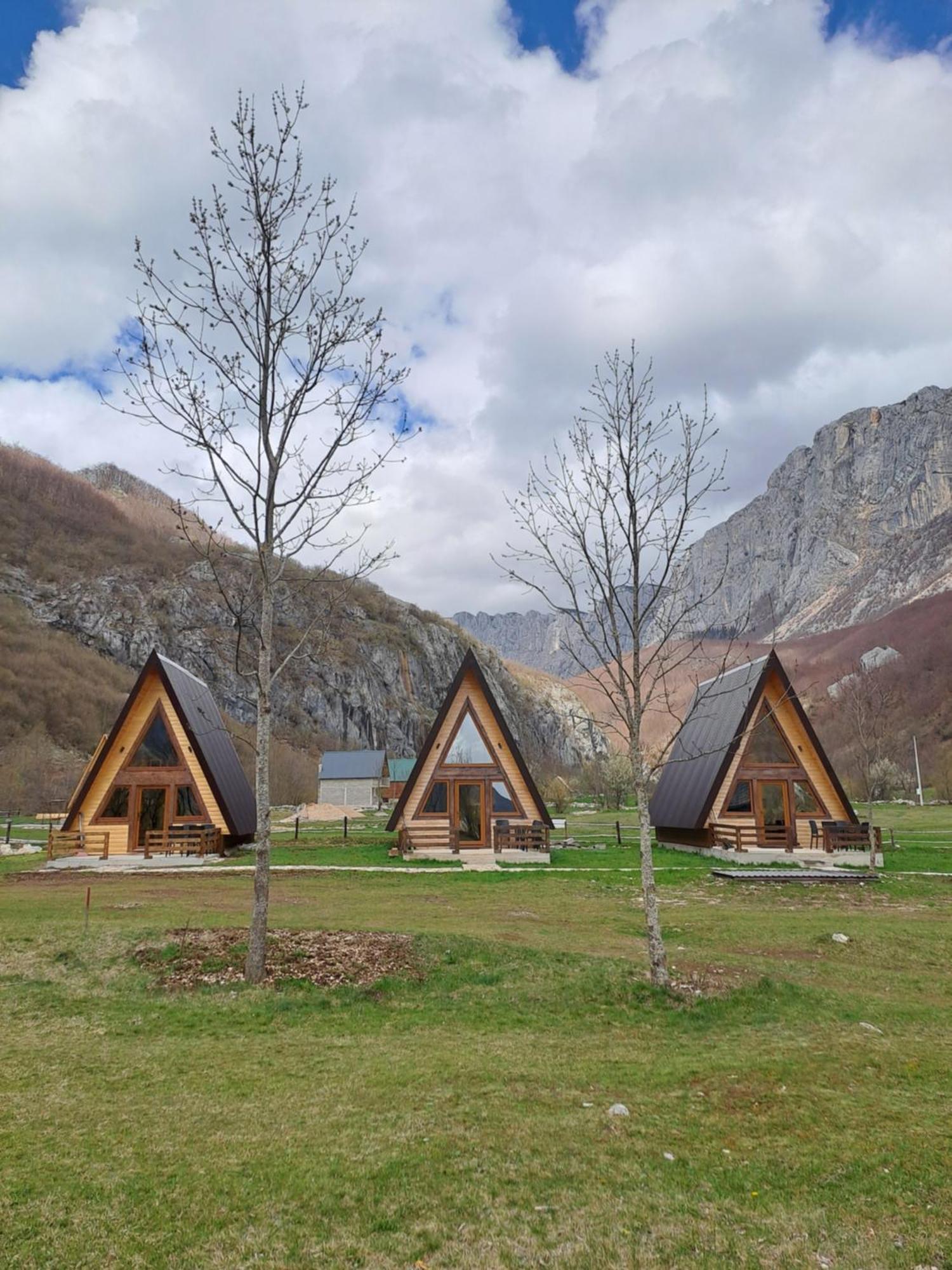 Holiday home Wooden *